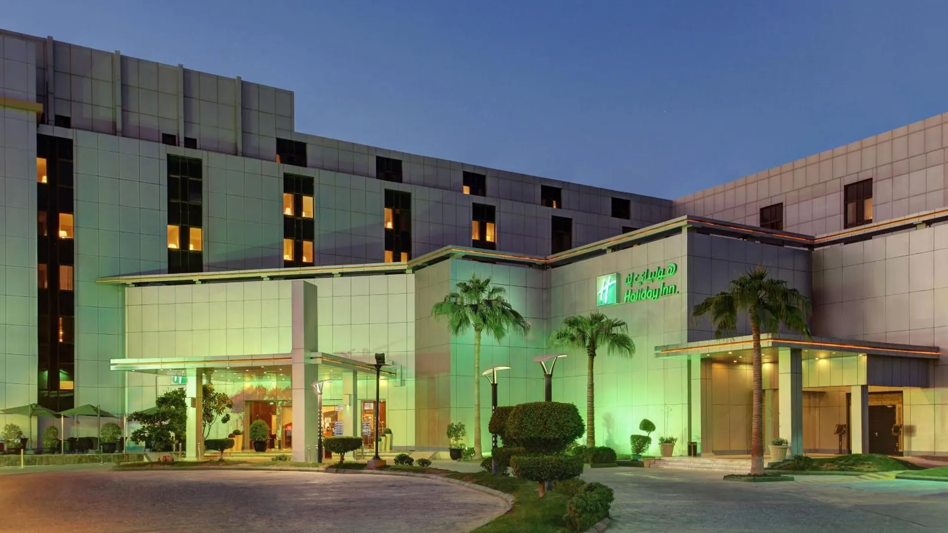 Holiday Inn Riyadh Al Qasr By Ihg 4*,