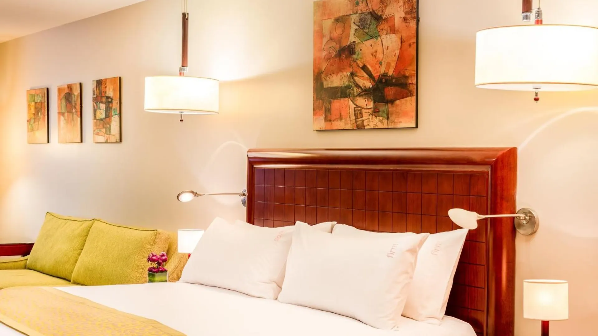 Holiday Inn Riyadh Al Qasr By Ihg 4*,  Saudi Arabia